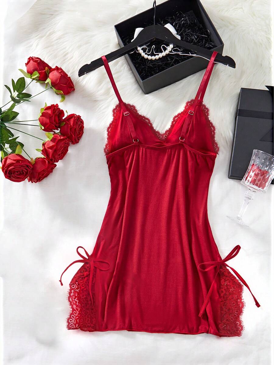 Sexy Bow Halter Nightdress Backless Lace Lingerie Deep V Sleepwear Floral Lace Contrast Slim Fit Slit Nightgown Bridal Honeymoon Pajamas